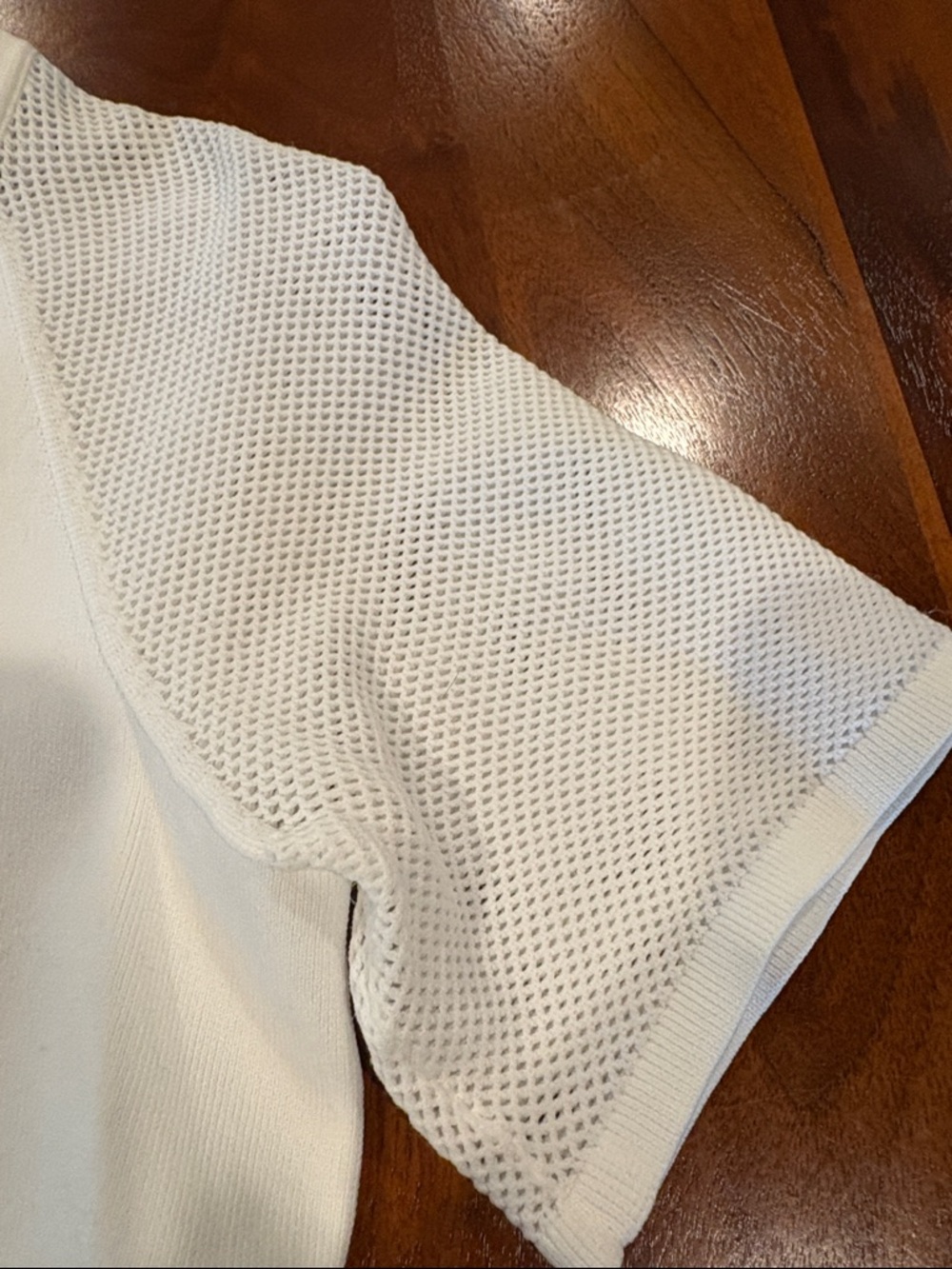 Nike White Mesh Short-Sleeve Tee, Nike Activewear size xs - Picture 3 of 6